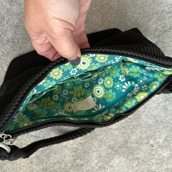 Black Lina purse with braided handle and groovy liner - Picture 4 of 6